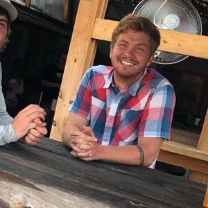 Meet your Posher, Hunter